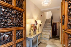 Alojamiento - Suites Murillo Alcazar