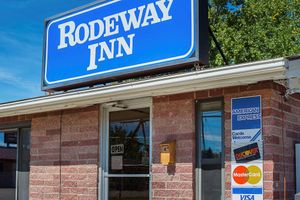 Alojamiento - Rodeway Inn