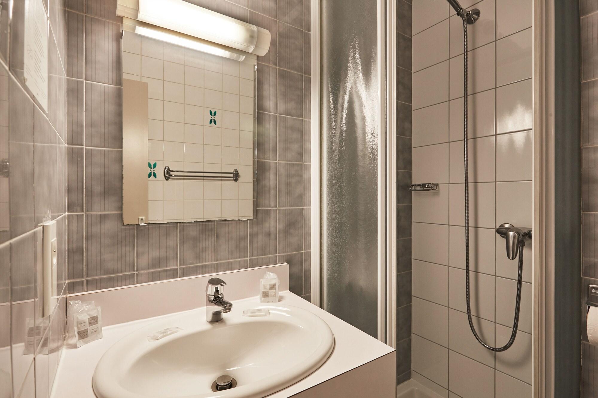 Equipamiento de Habitación Hotel National