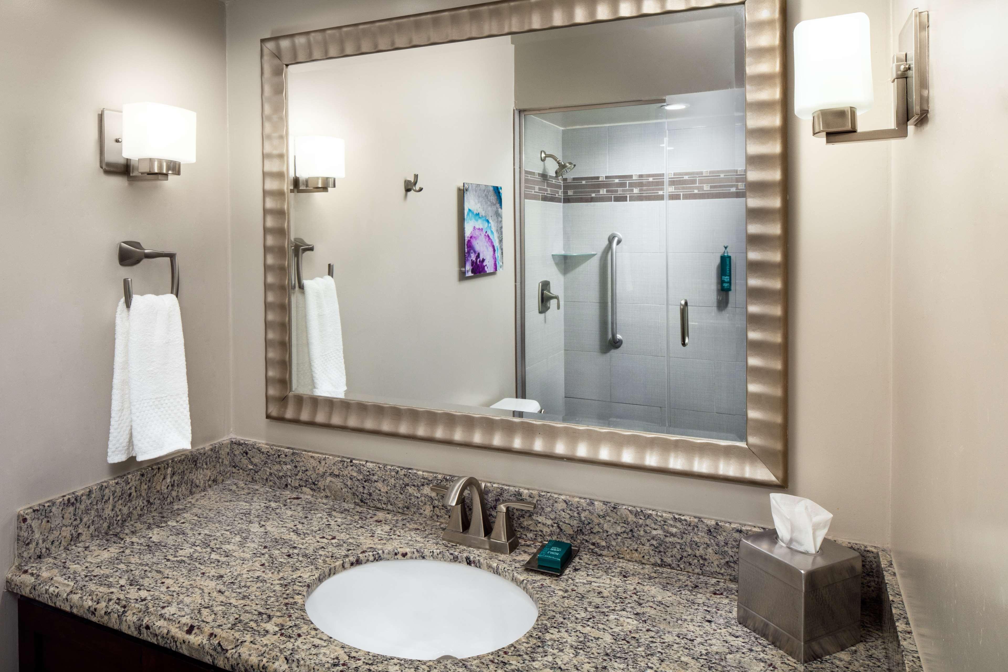 Vista Exterior DoubleTree by Hilton Phoenix Mesa