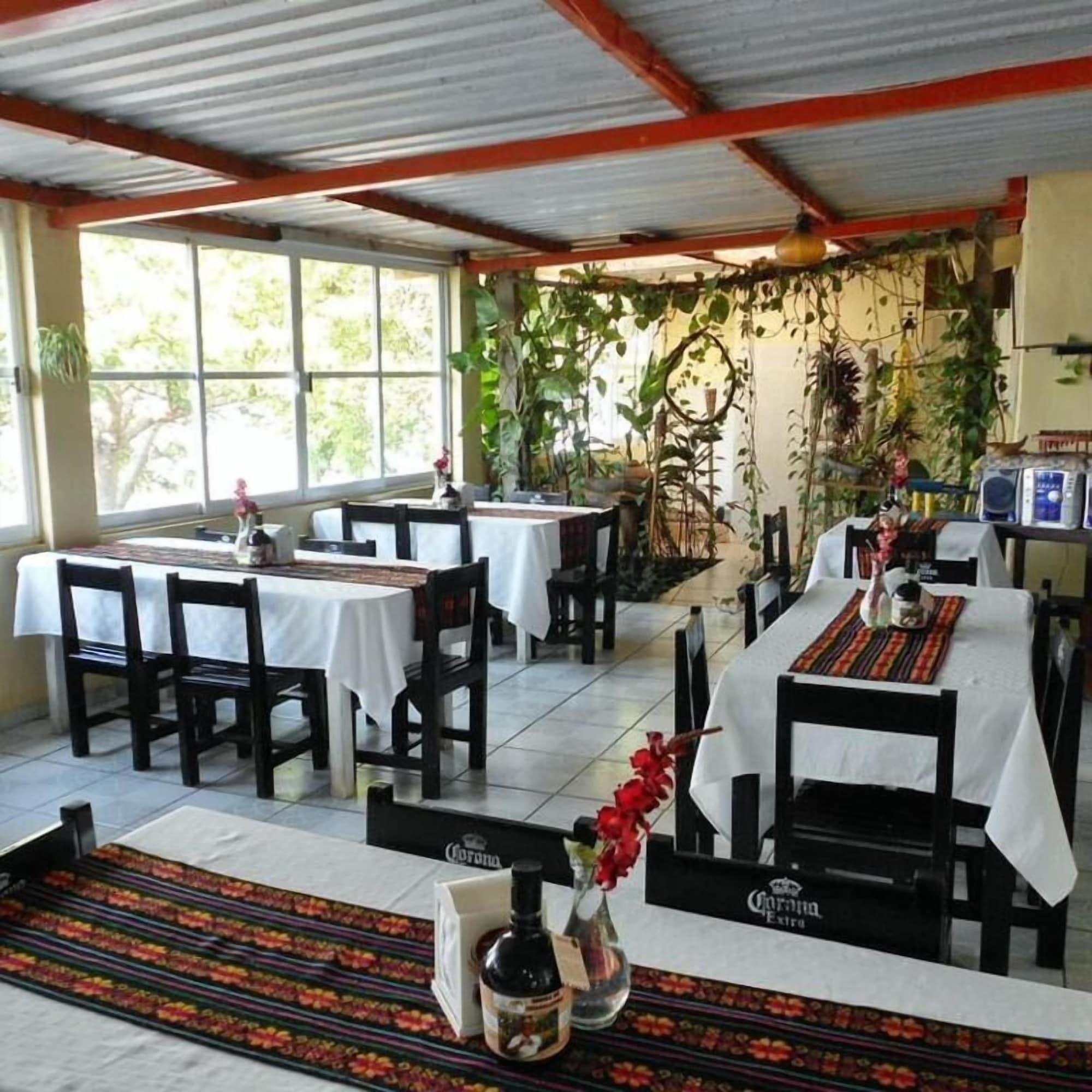 Restaurant La Cabaña del Lago