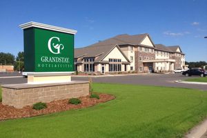 Alojamiento - Grandstay Hotel Suites Thief River Falls