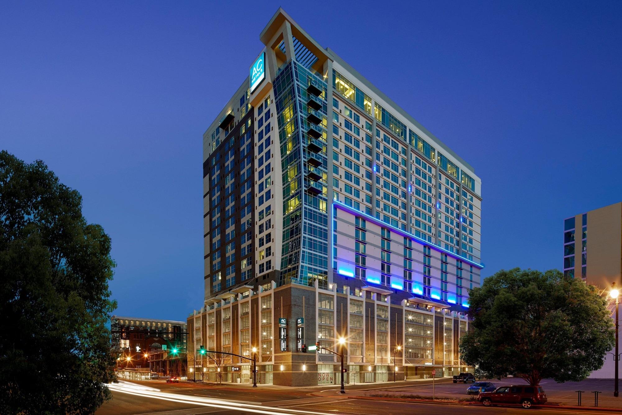 Vista Exterior SpringHill Suites by Marriott Nashville Downtown/Convention Center
