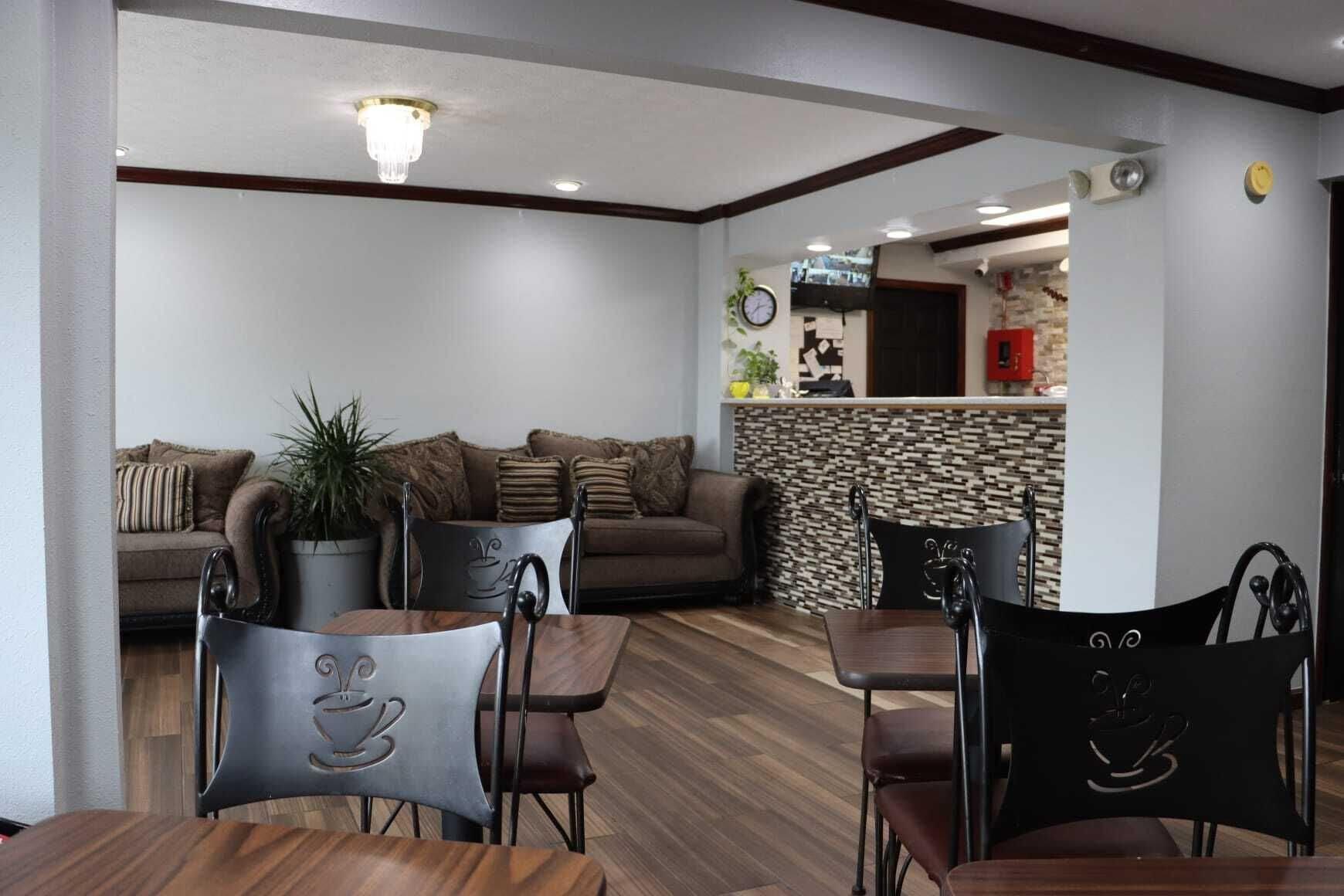 Vista Lobby Budget Inn - Troy