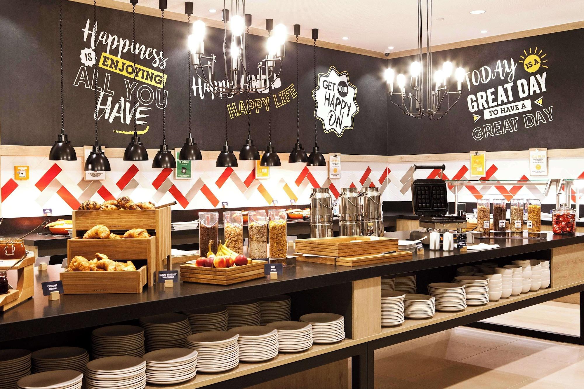 Restaurant Hampton by Hilton Berlin City East Side Gallery