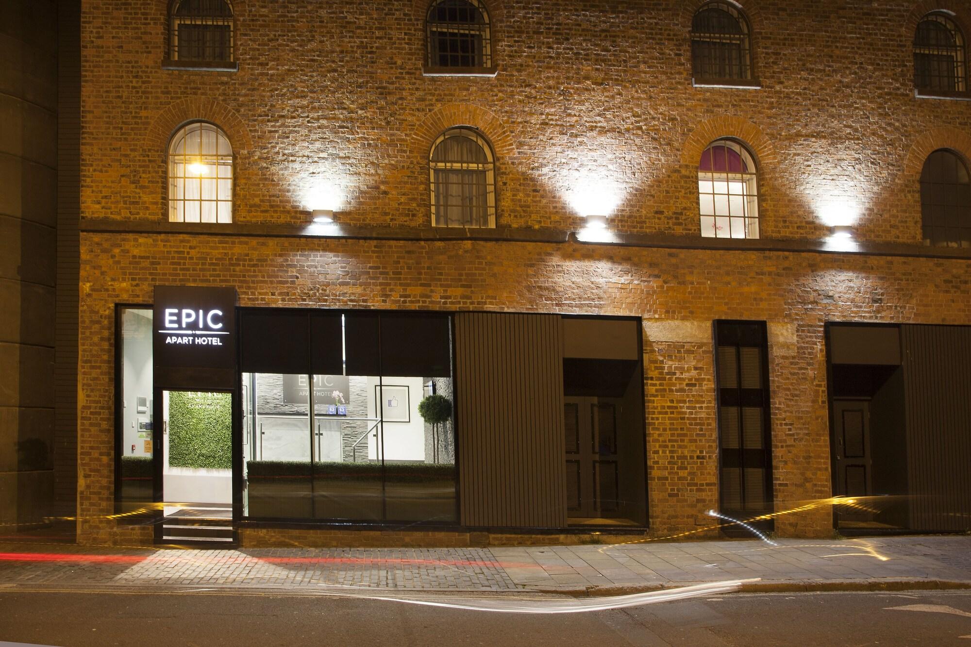 Vista Exterior EPIC Apartments Seel Street