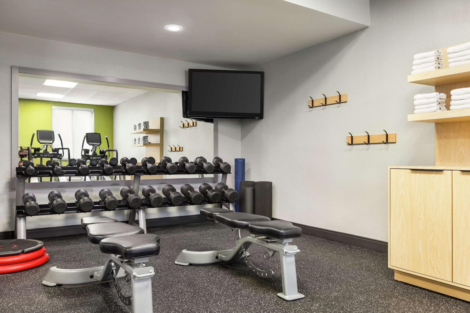 Gimnasio Spark by Hilton Germantown Washington DC North