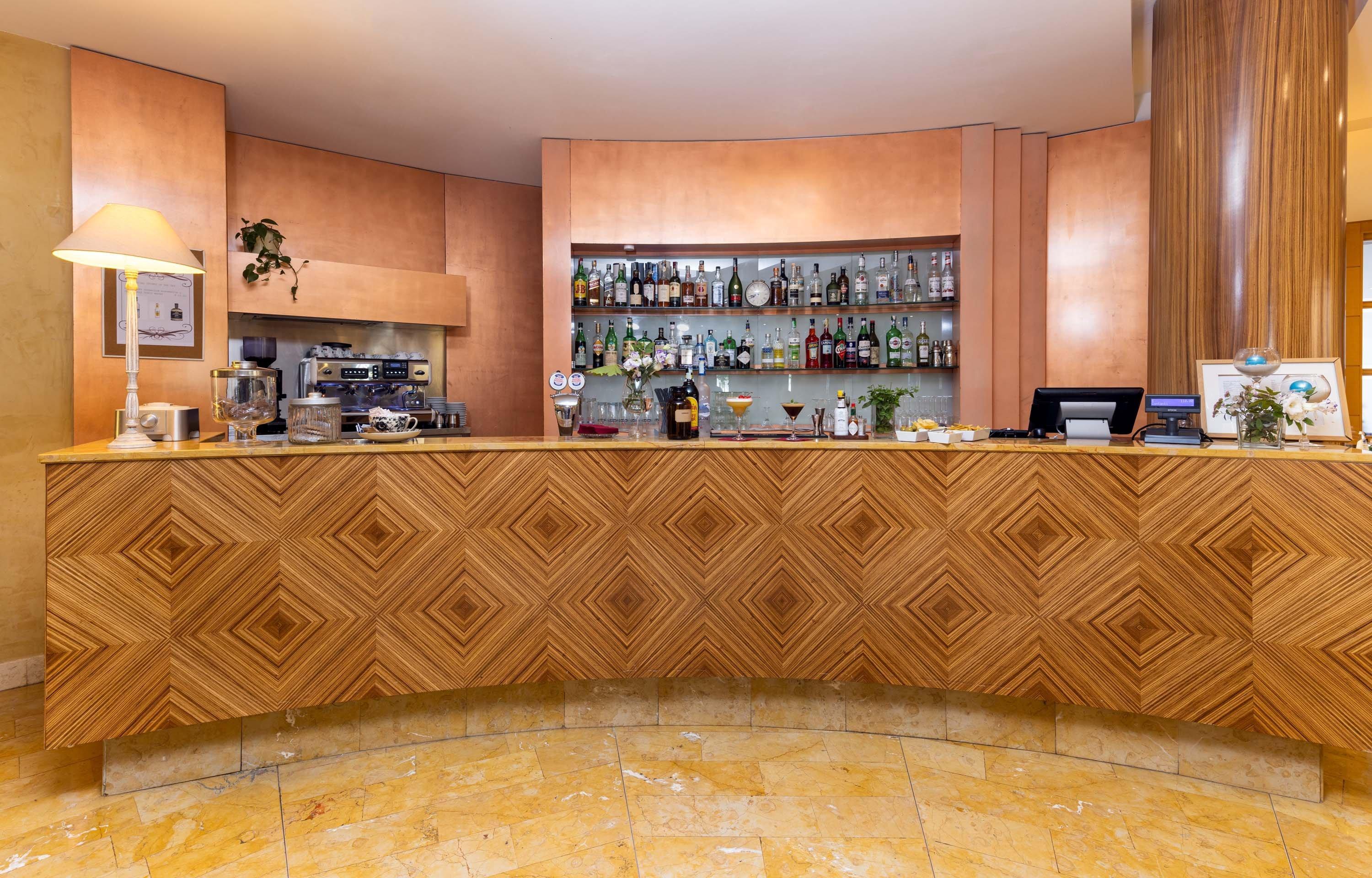 Bar/Salón Crowne Plaza Venice East by IHG