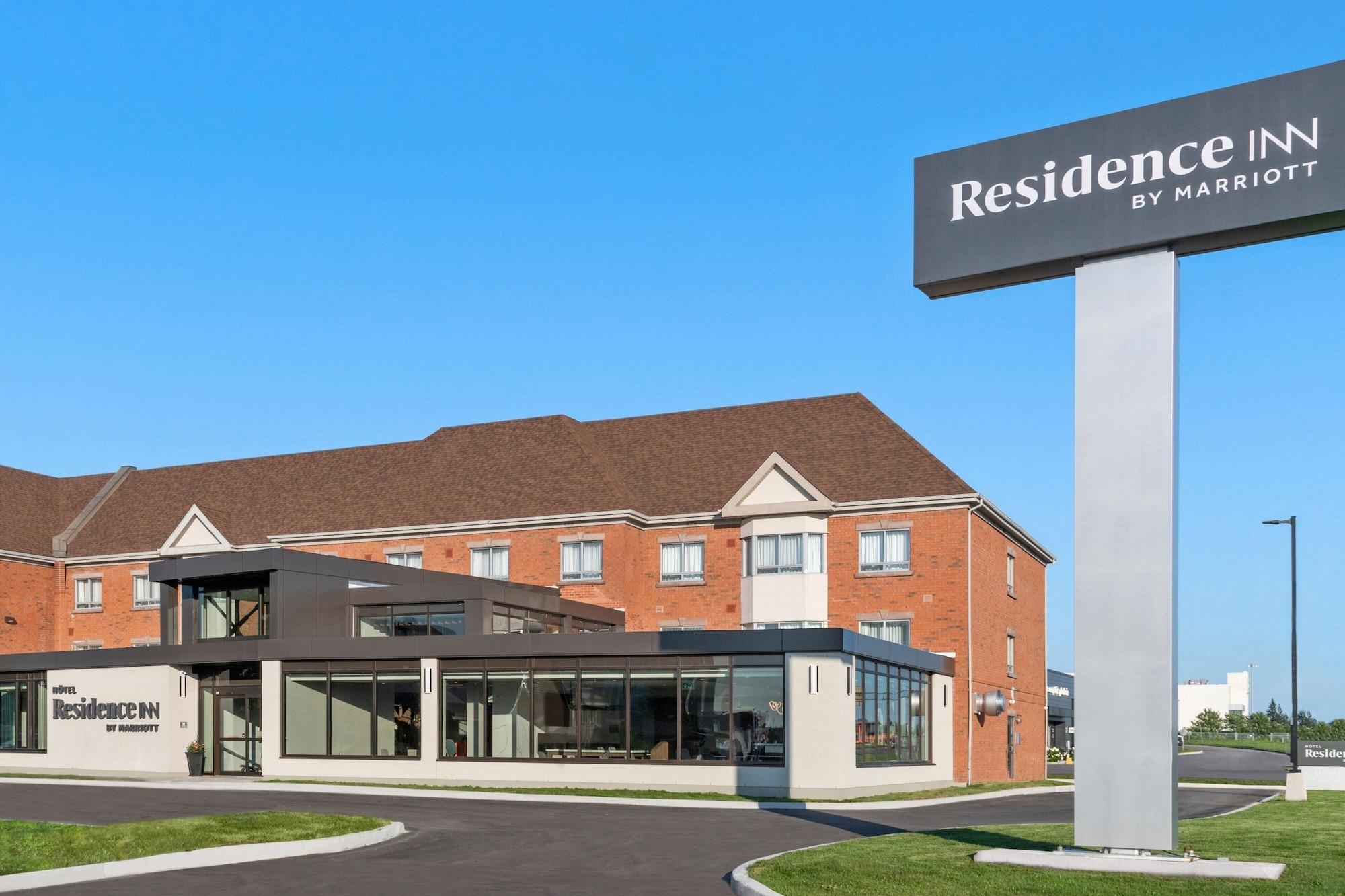 Vista Exterior Residence Inn by Marriott Laval