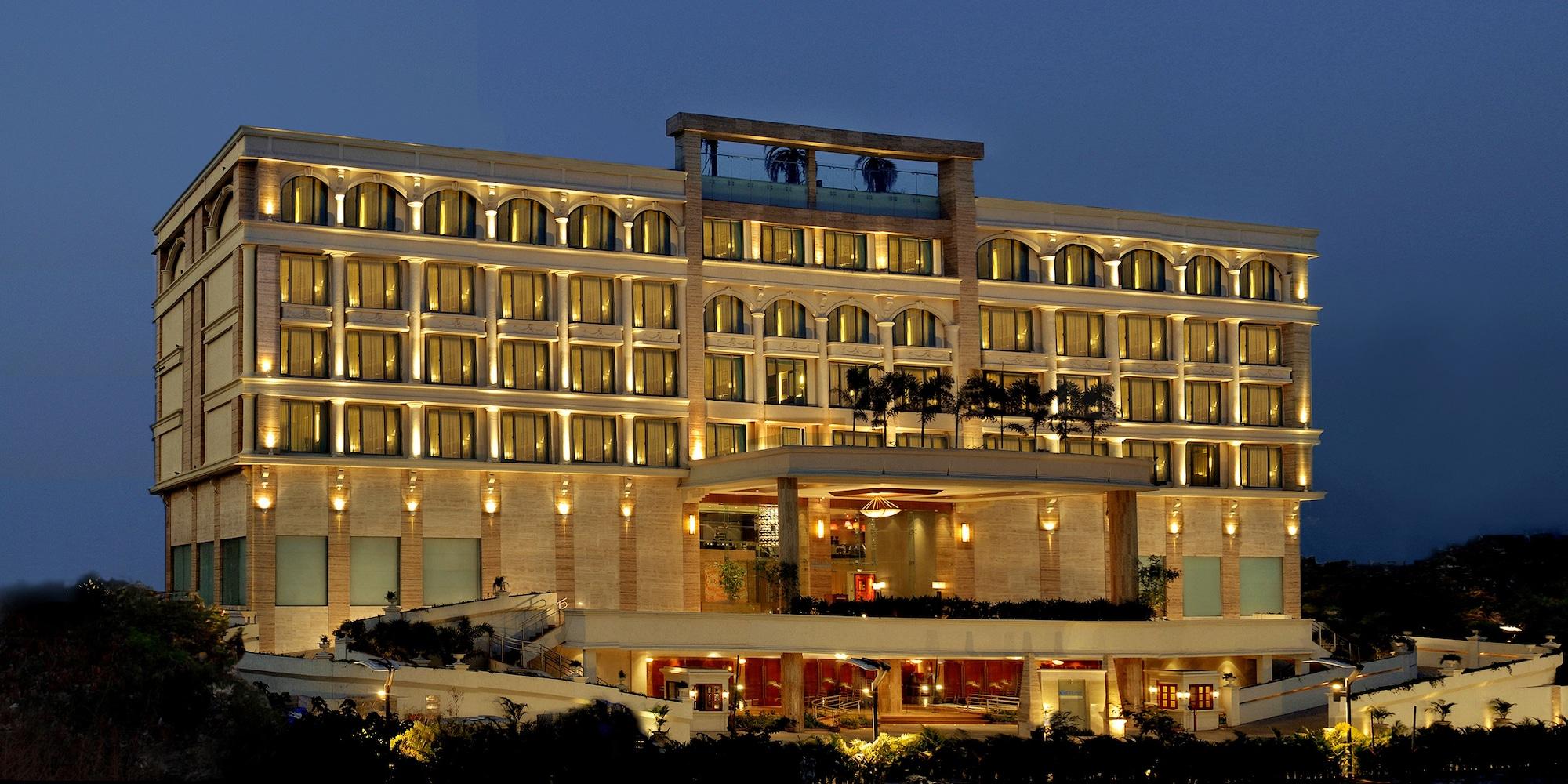 Vista Exterior Fortune Select Exotica, Navi Mumbai - Member ITC Hotels' Group
