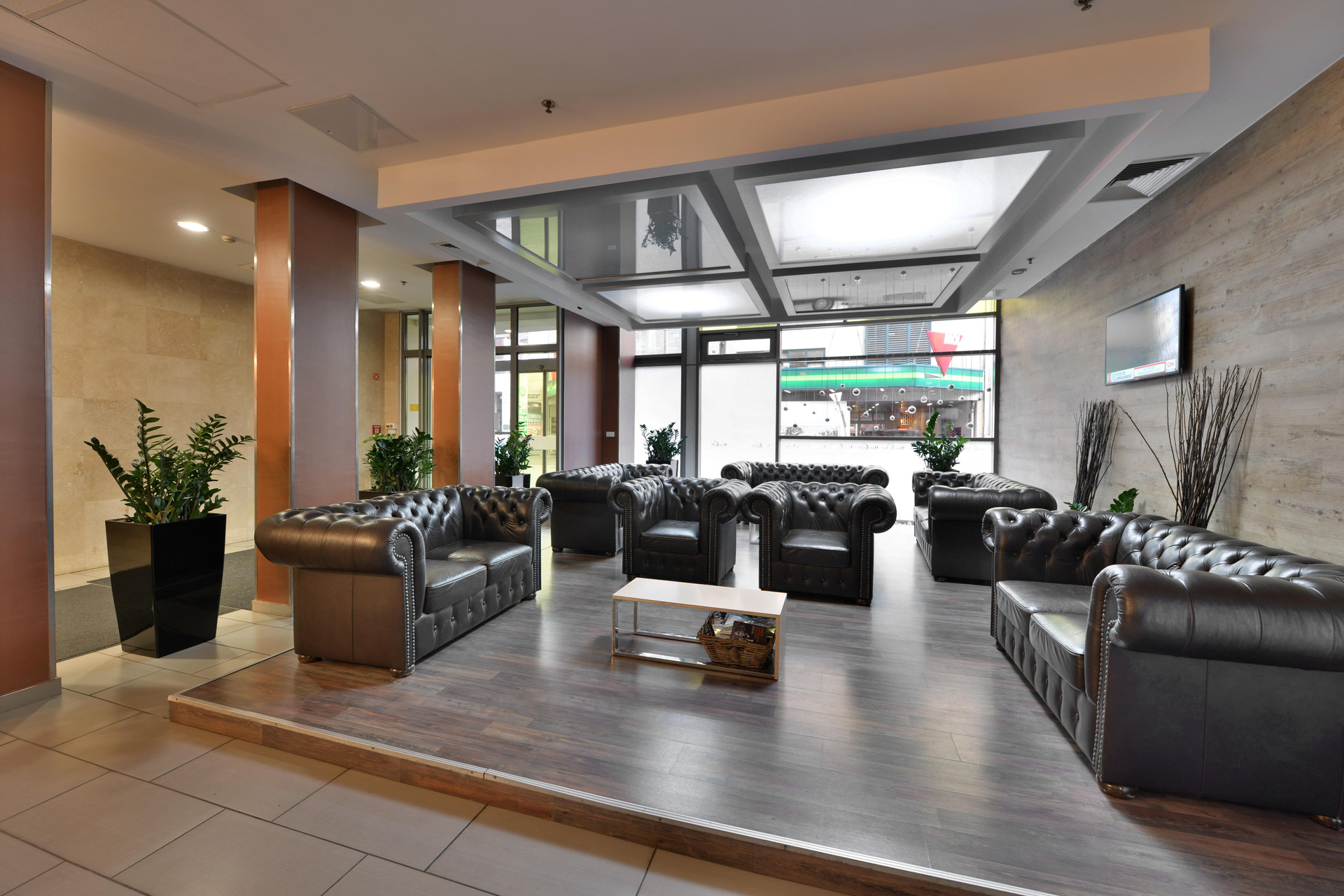 Vista Lobby City Inn