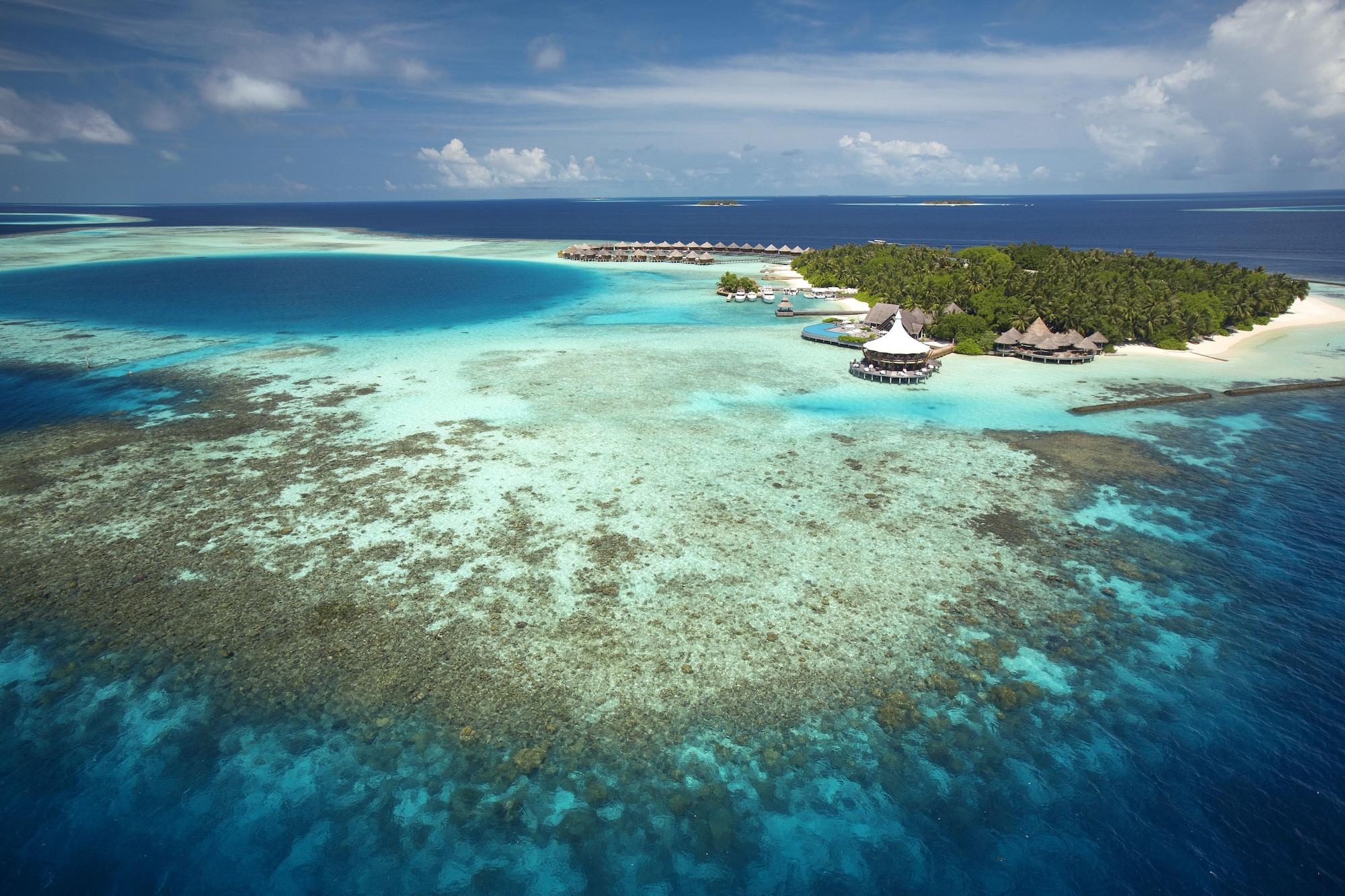 Vista Exterior Baros Maldives