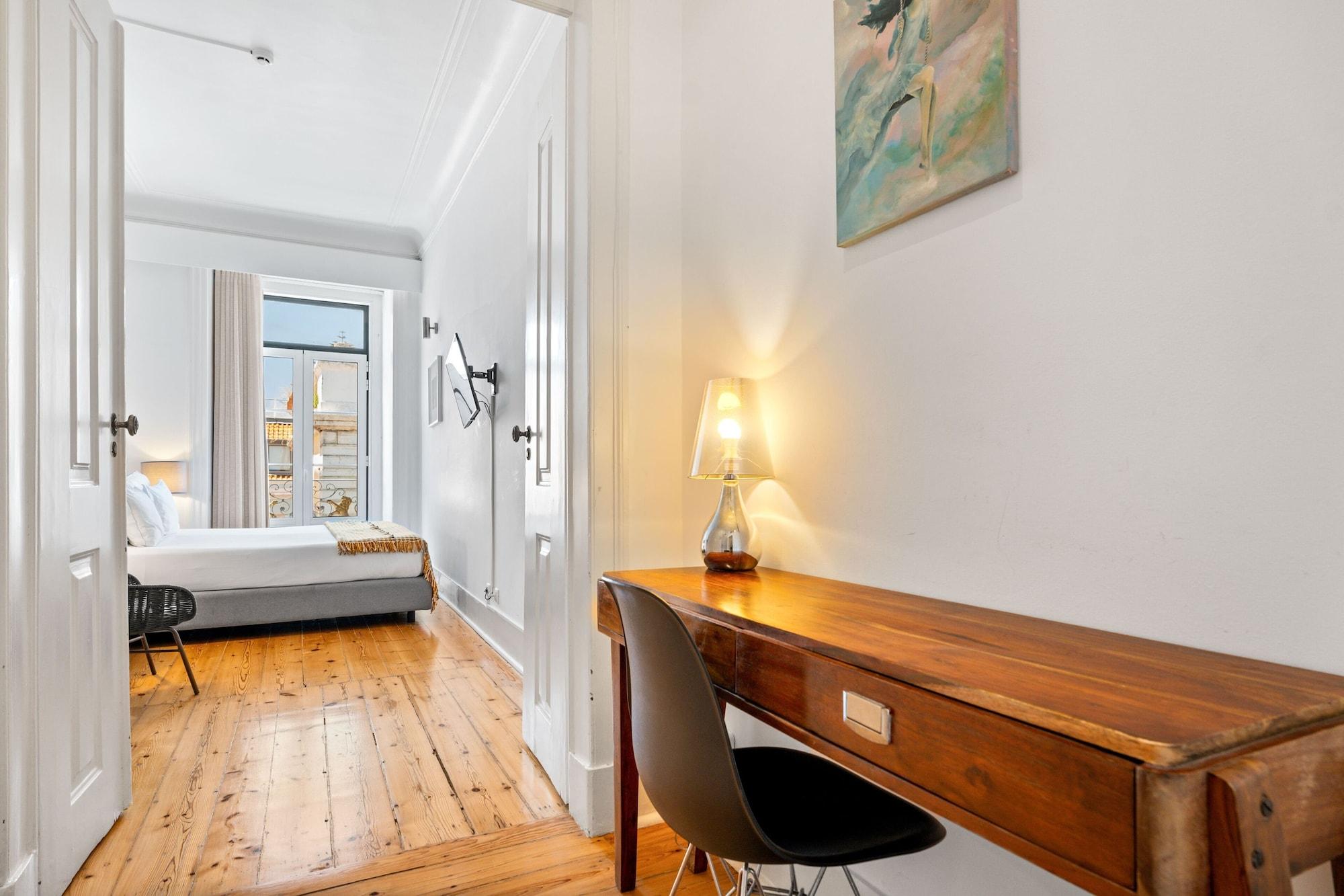 Quarto Quinta Colina by Shiadu