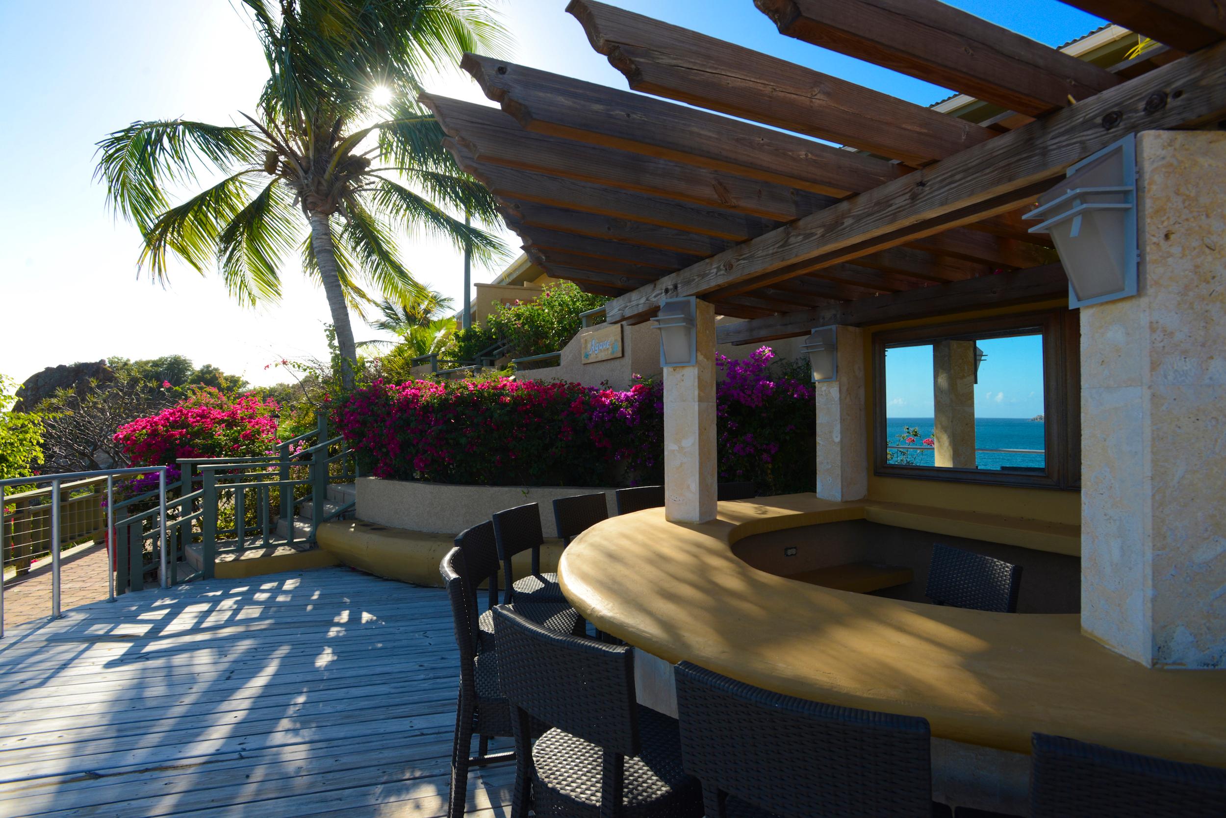 Vista Exterior Lindbergh Bay Hotel and Villas
