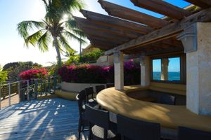 Alojamiento - Lindbergh Bay Hotel and Villas
