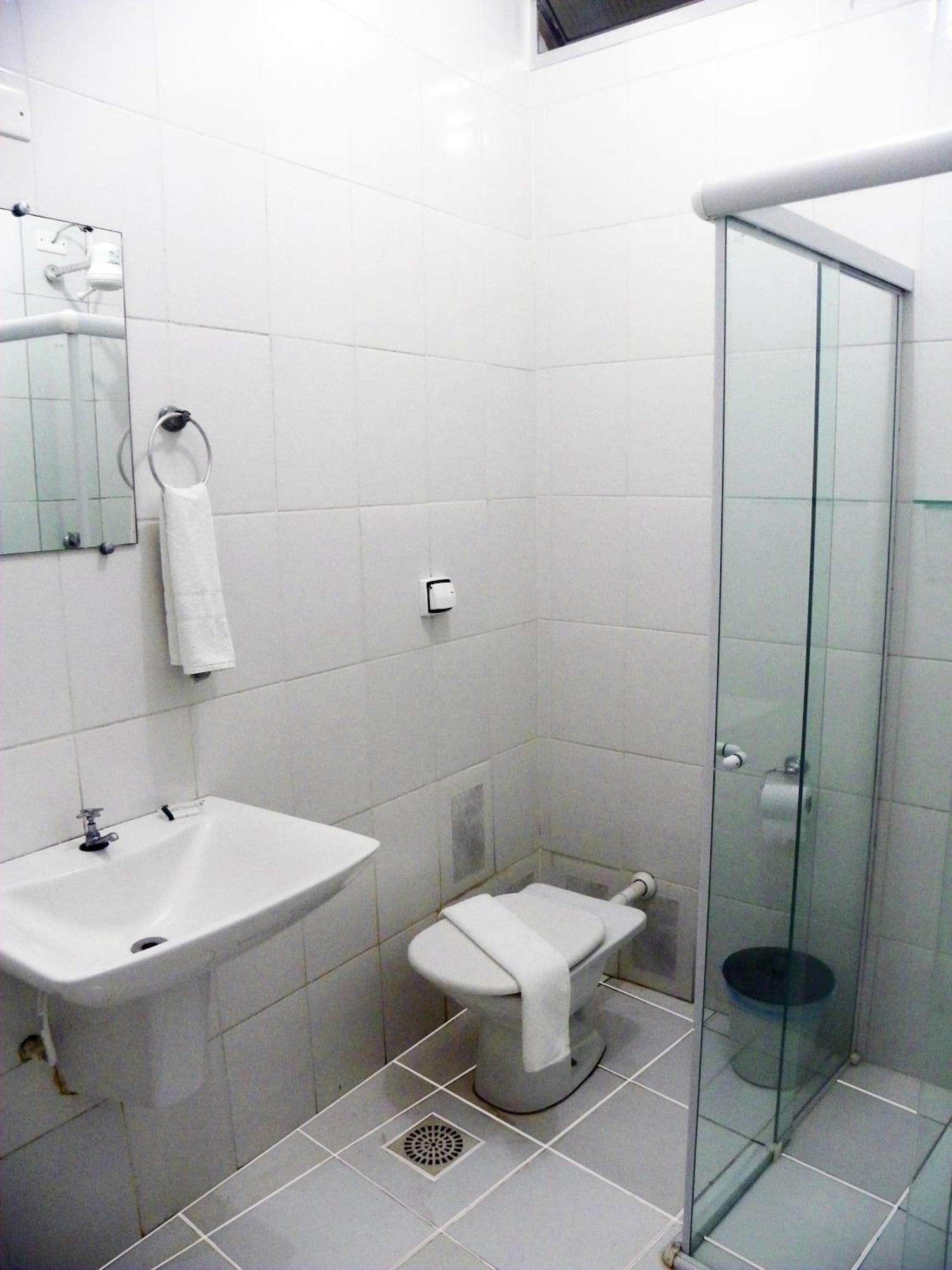 Equipamiento de Habitación Santos Hotel