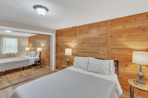 Alquiler Vacacional - Downtown 2 Story Property 2 Bedroom Apts by RedAwning