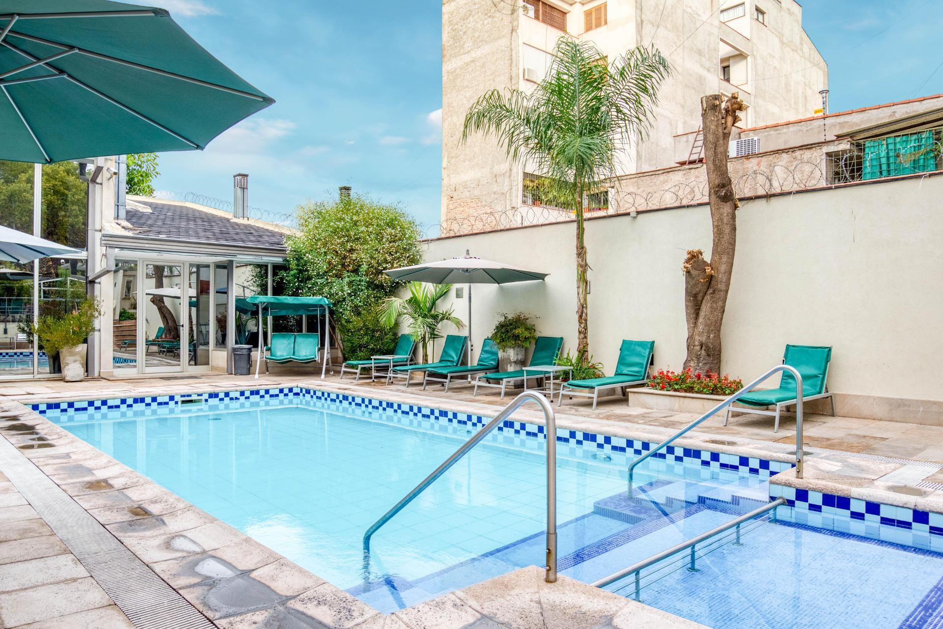 Vista Piscina Hotel Provincial