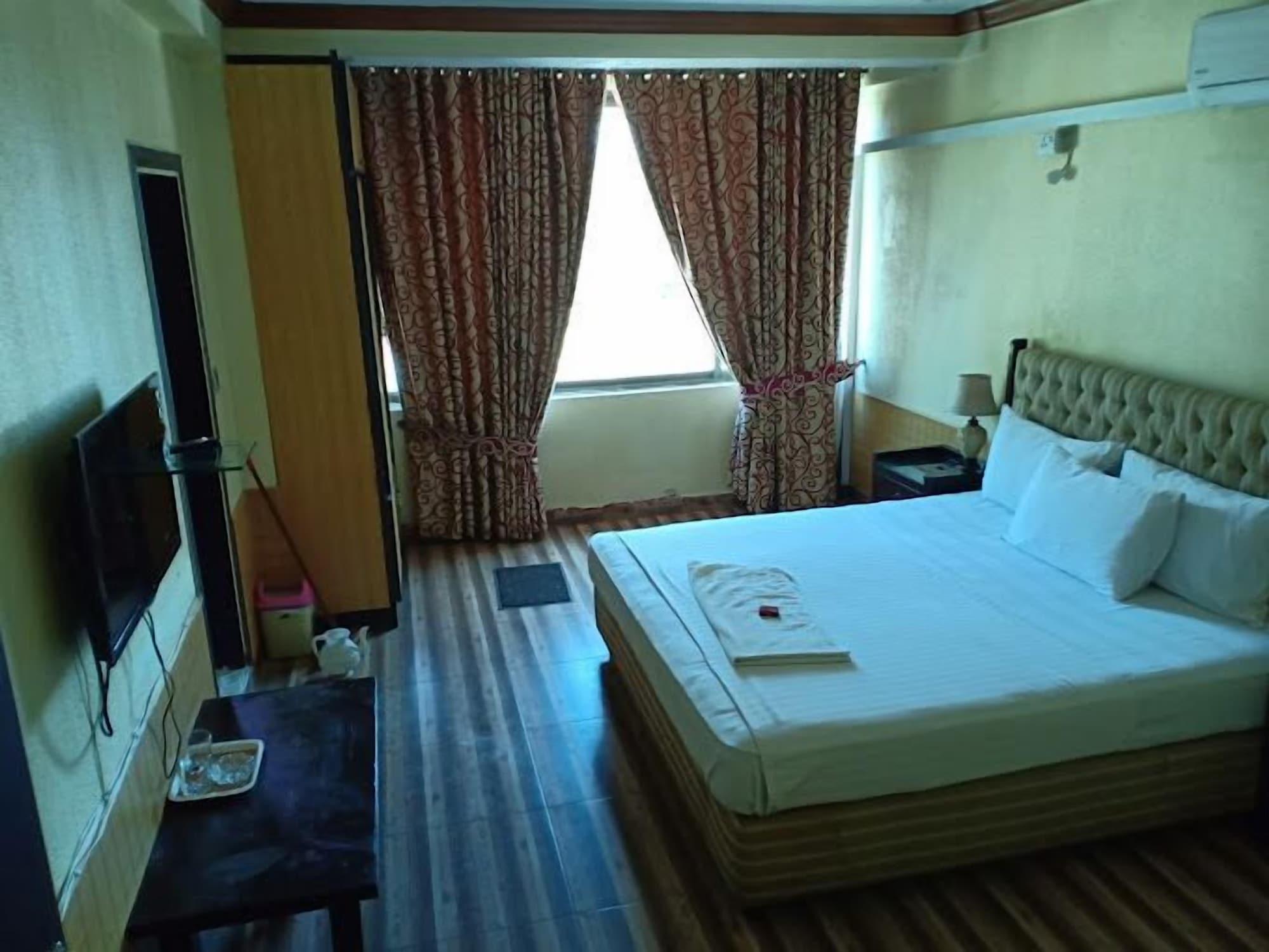 Habitación New Islamabad Hotel Sitara Market