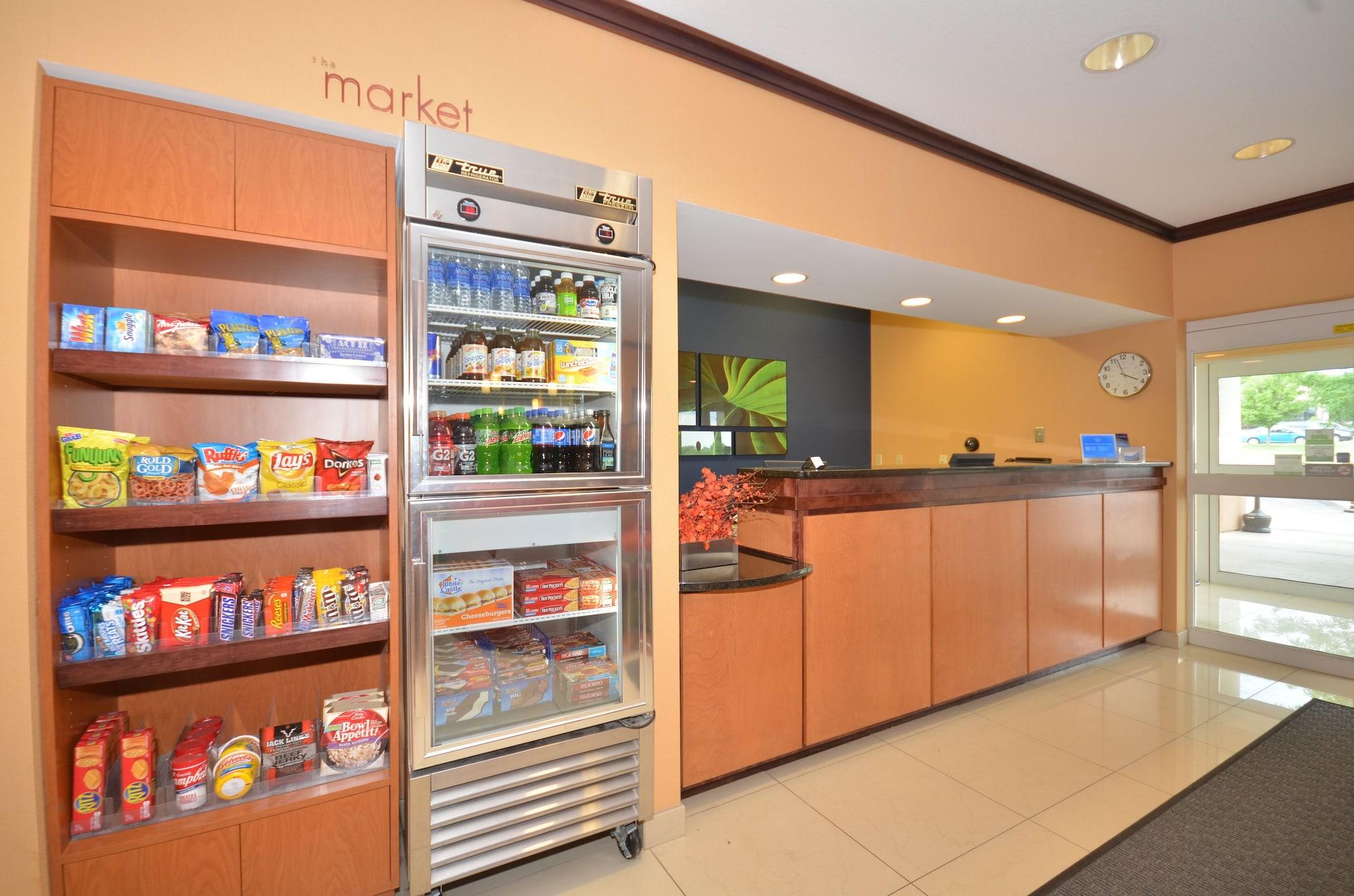 Vista Lobby Fairfield Inn & Suites by Marriott - Jefferson City