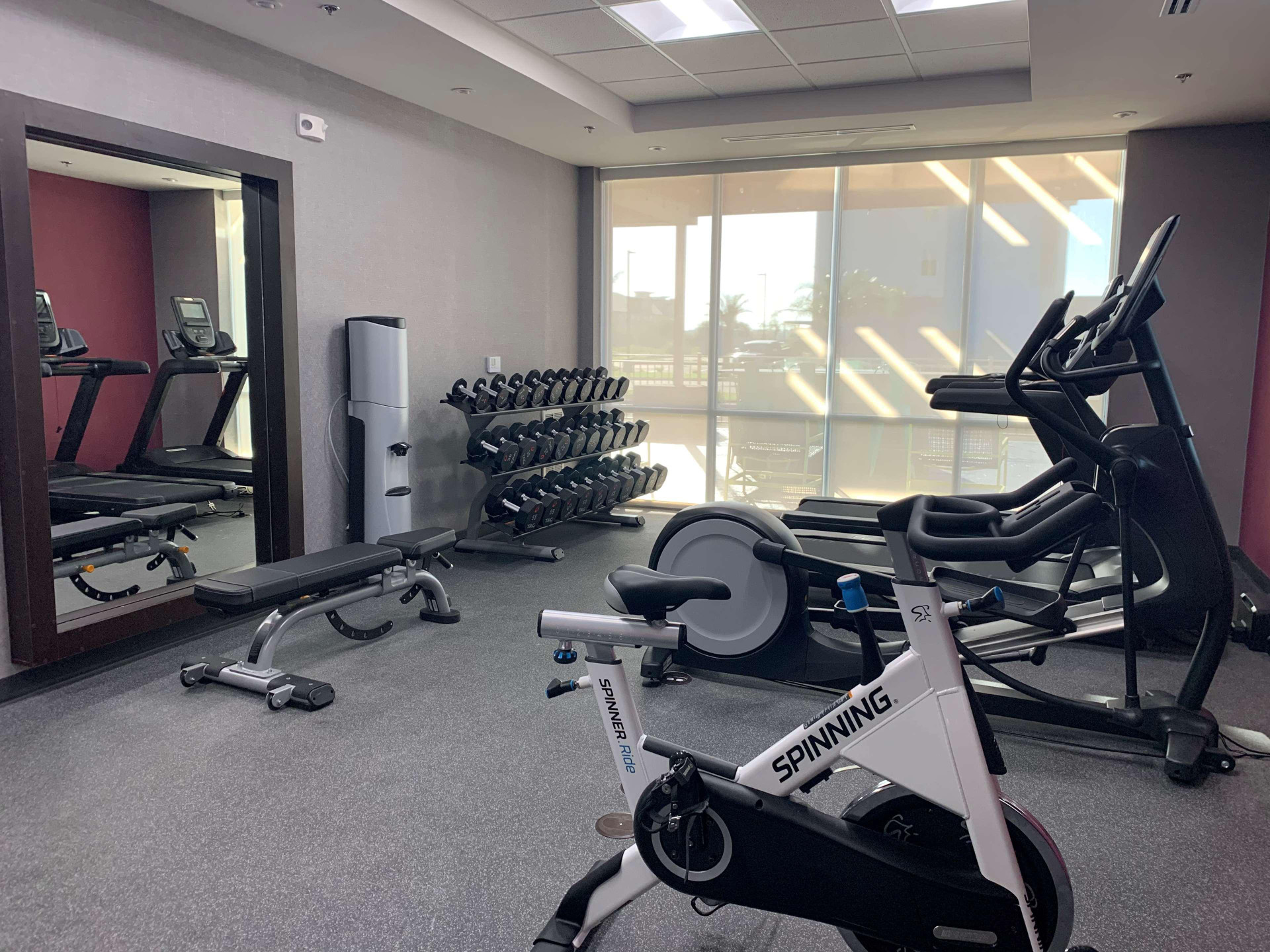 Gimnasio Home2 Suites by Hilton Edinburg, TX