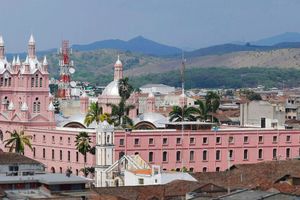 Actividad - Conoce el Señor de los Milagros y Buga desde Cali