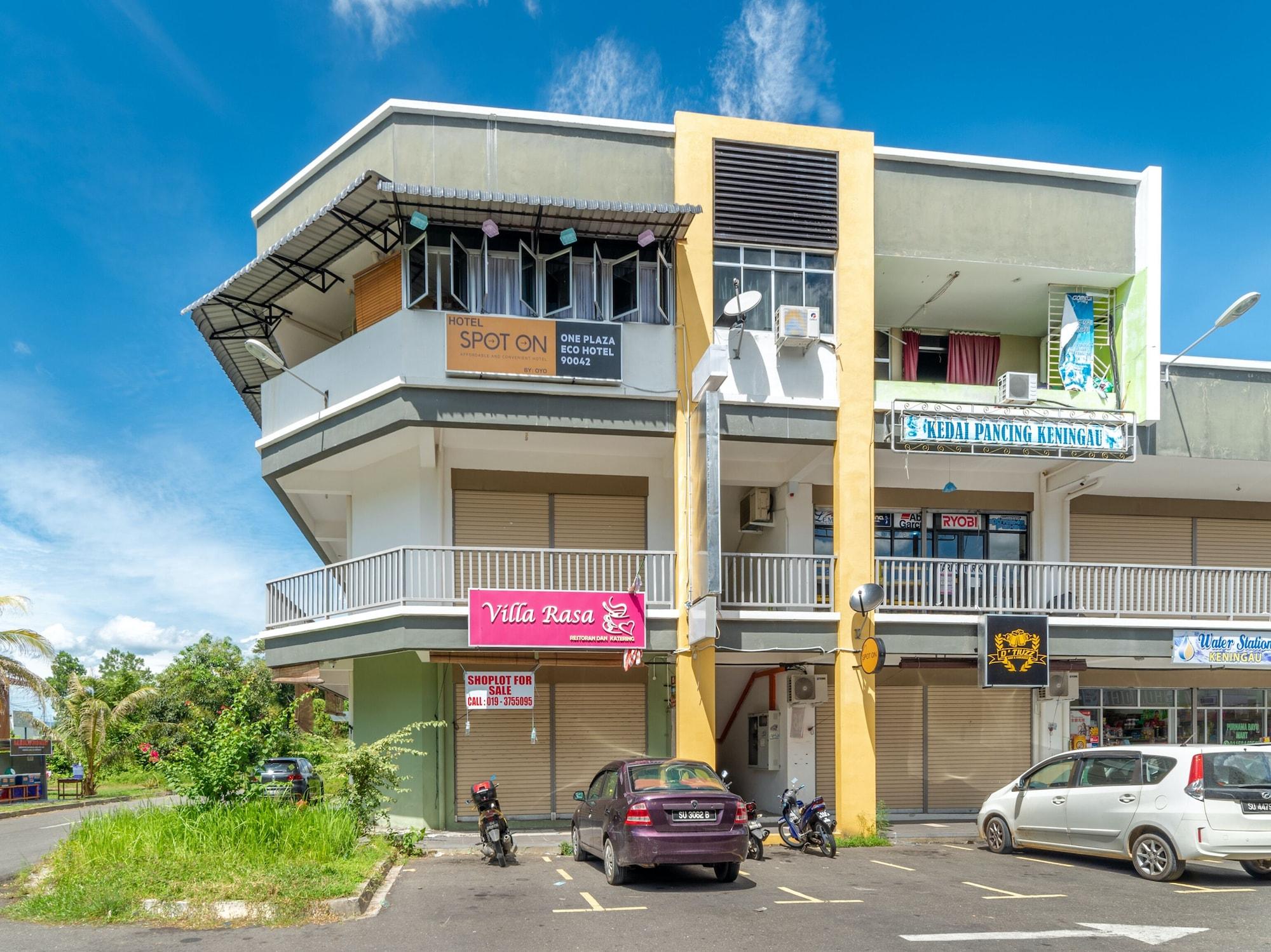 Varios SPOT ON 90042 One Plaza Eco Hotel