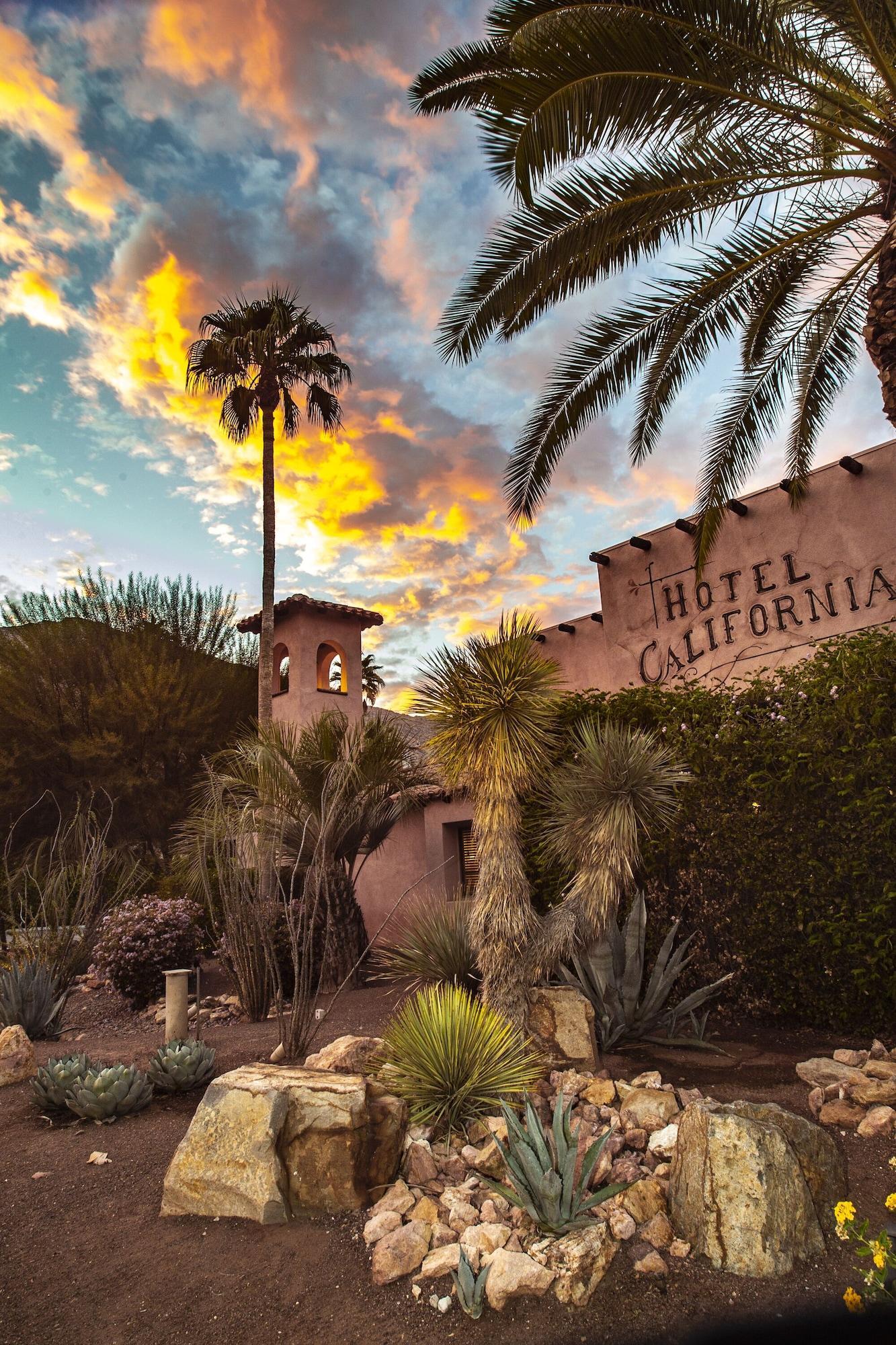 Vista Exterior Hotel California - A Town & Desert Boutique Hotel