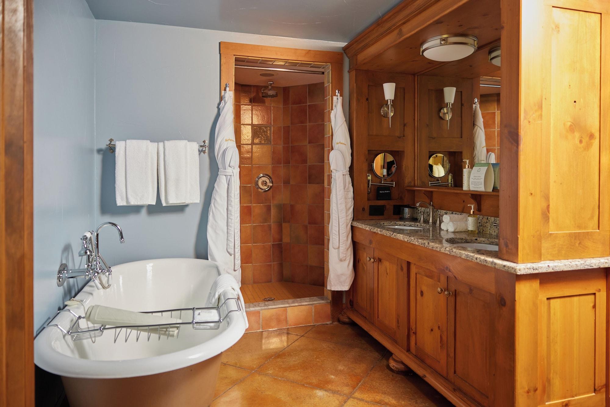 Equipamiento de Habitación Mirbeau Inn and Spa