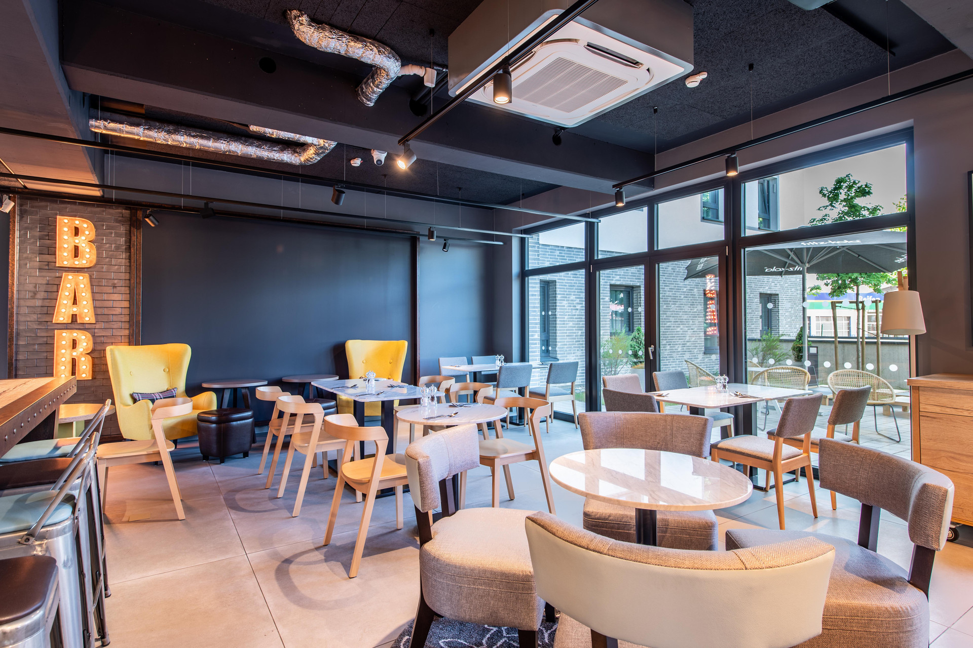 Bar/Salón Premier Inn Heidelberg City Bahnstadt