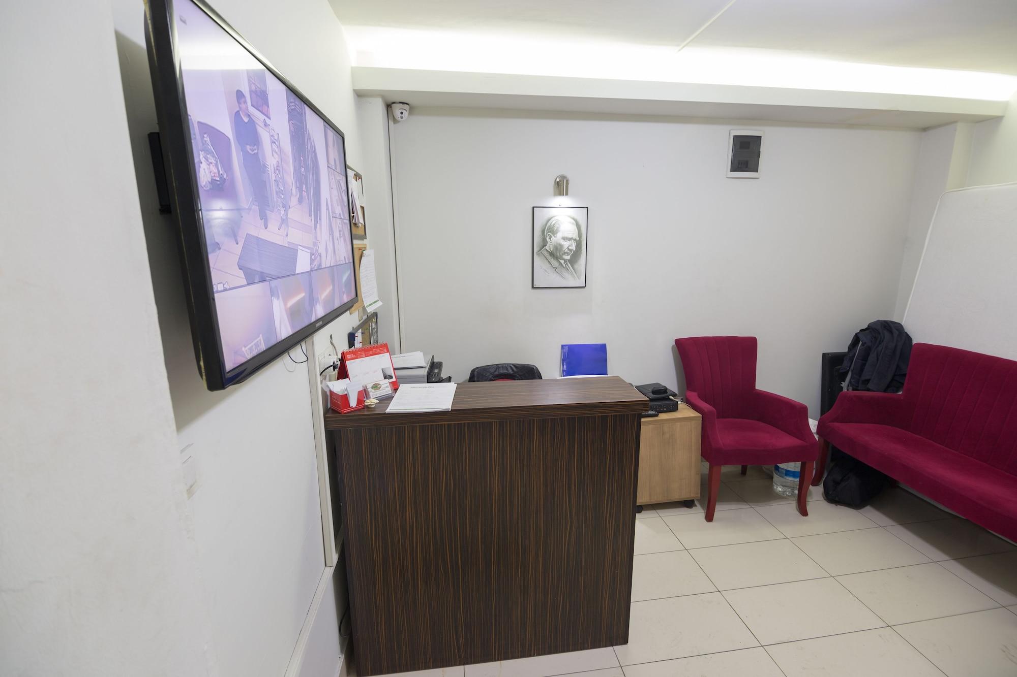 Vista Lobby Element Suites
