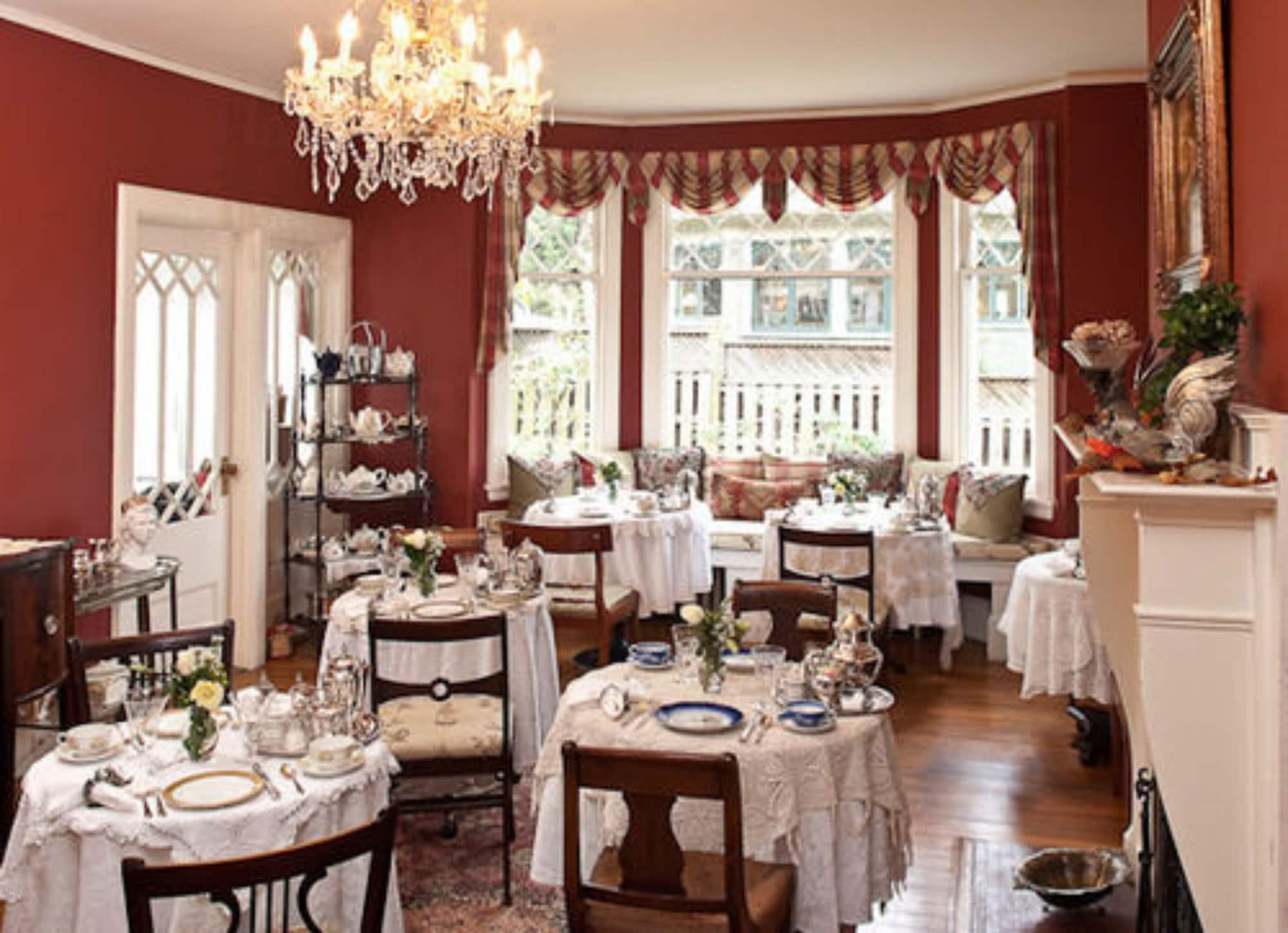 Instalaciones Recreativas The Black Walnut B & B Inn