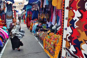 Actividad - Otavalo, mercado, mercado de animales y Telares