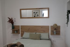 Alquiler Vacacional - Charming 2-bedroom apartment with WiFi, AC in beautiful Madrid B1