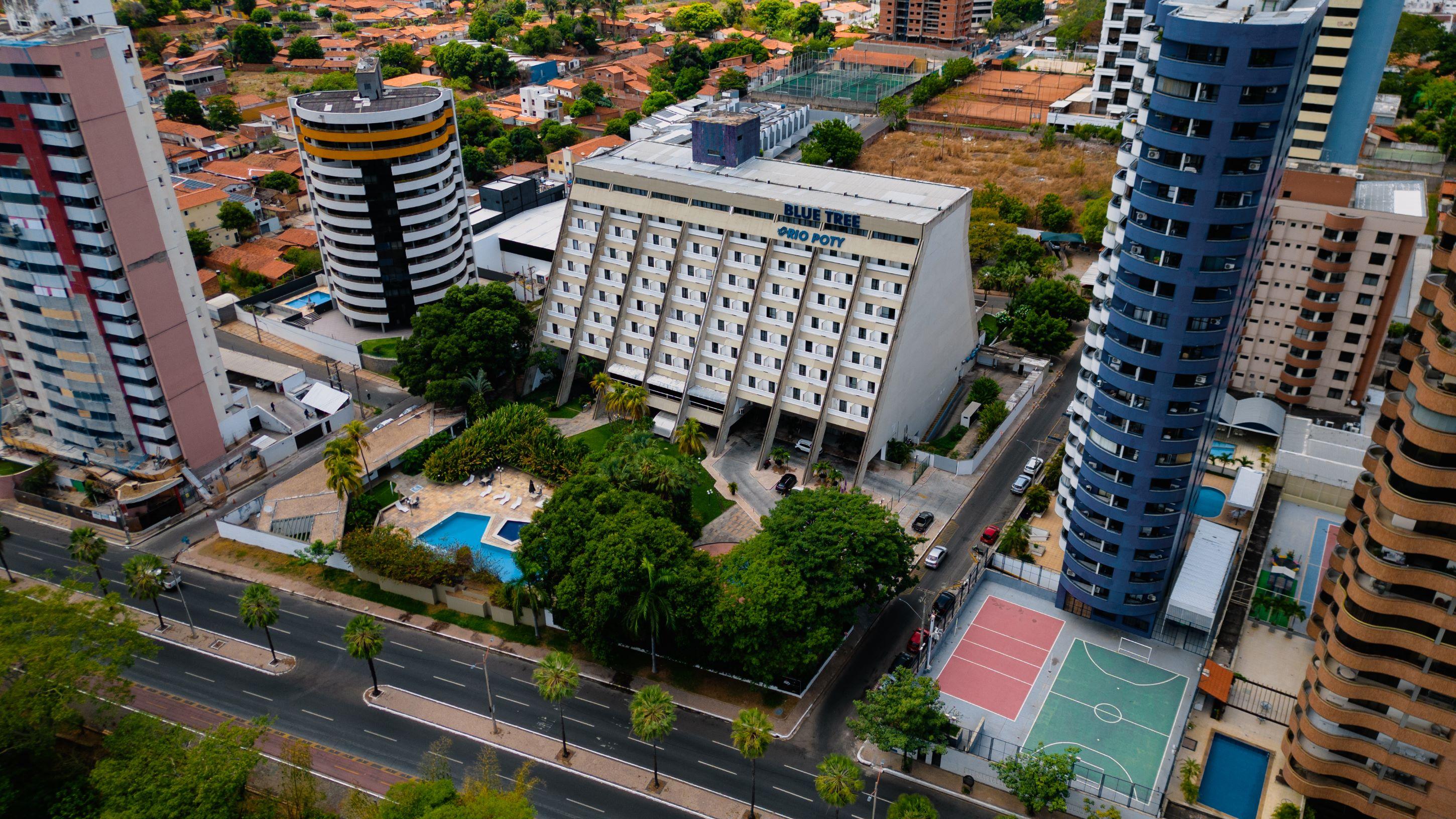 Vista Exterior Blue Tree Towers Rio Poty