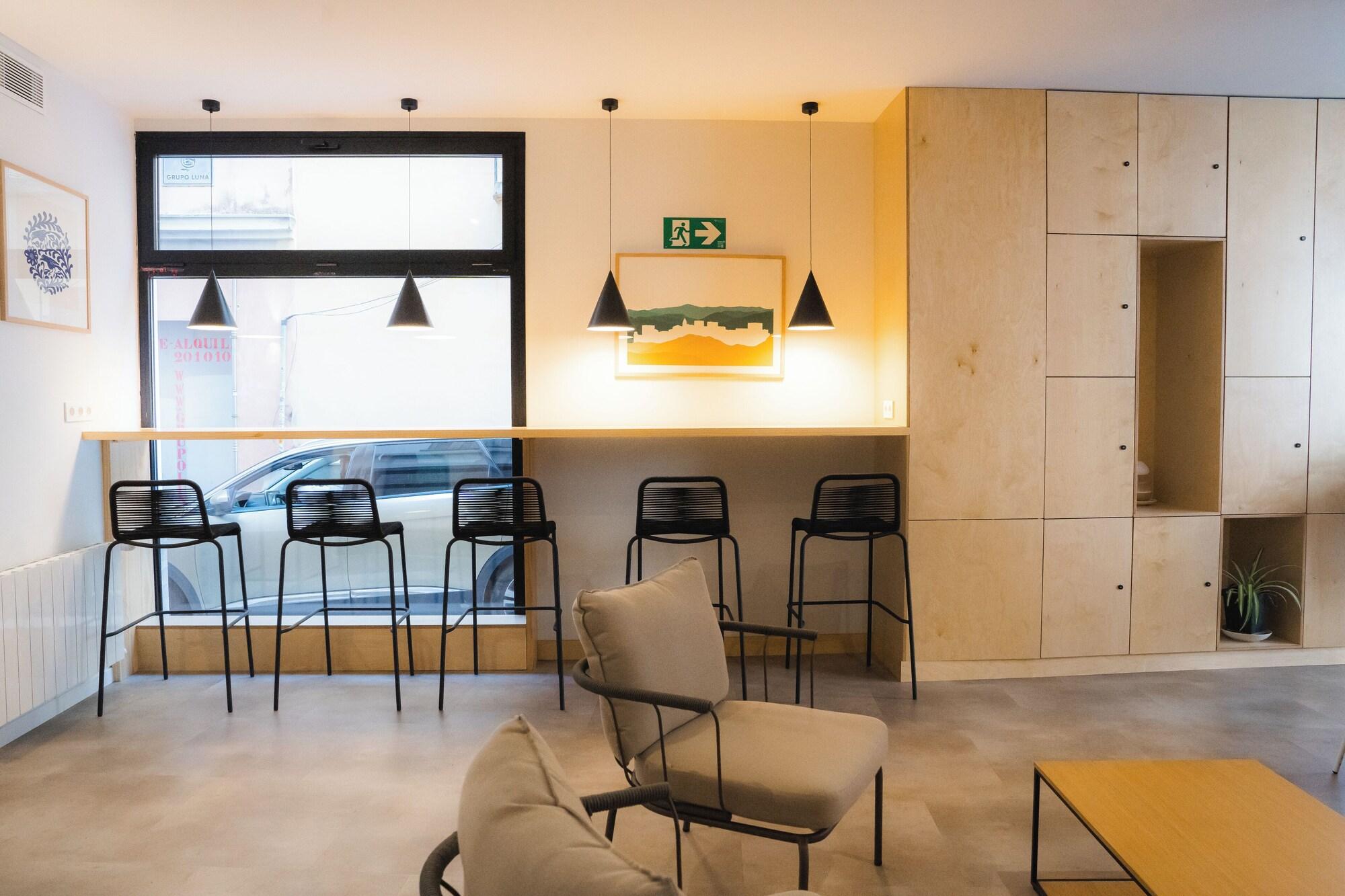 Varios Urban Cube Hostel Granada