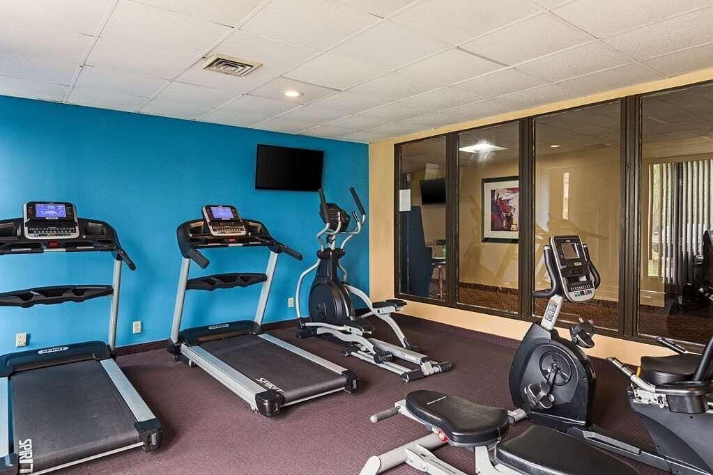 Gimnasio Pocono Inn & Banquet