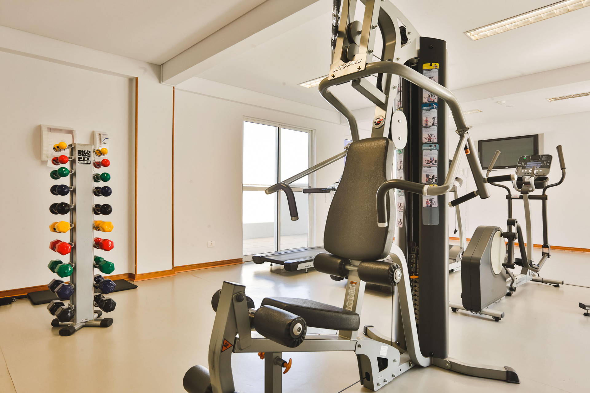 Gimnasio Hotel Euro Suite Curitiba Batel By Nacional Inn
