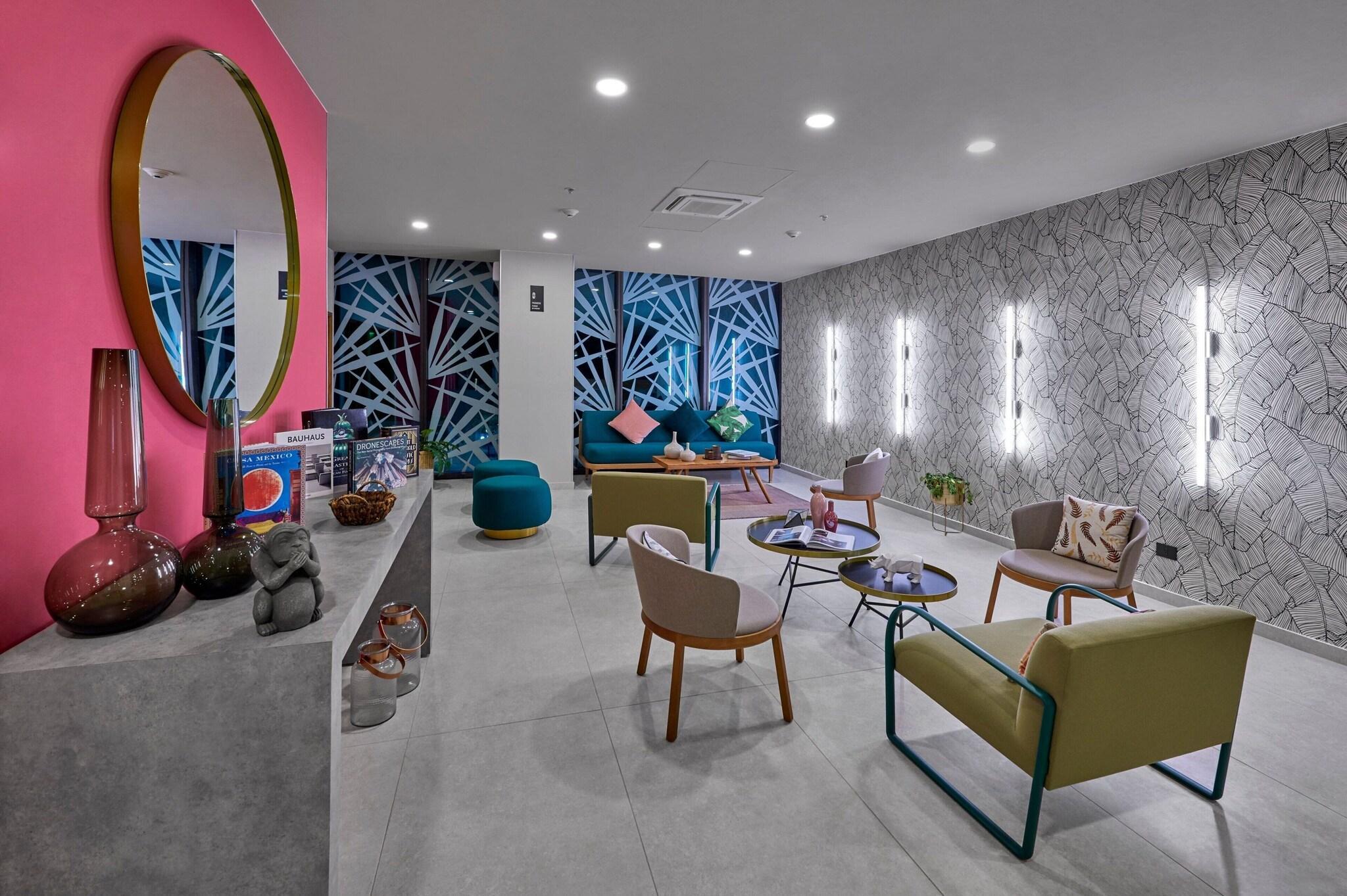 Vista Lobby City Express Plus by Marriott Mérida