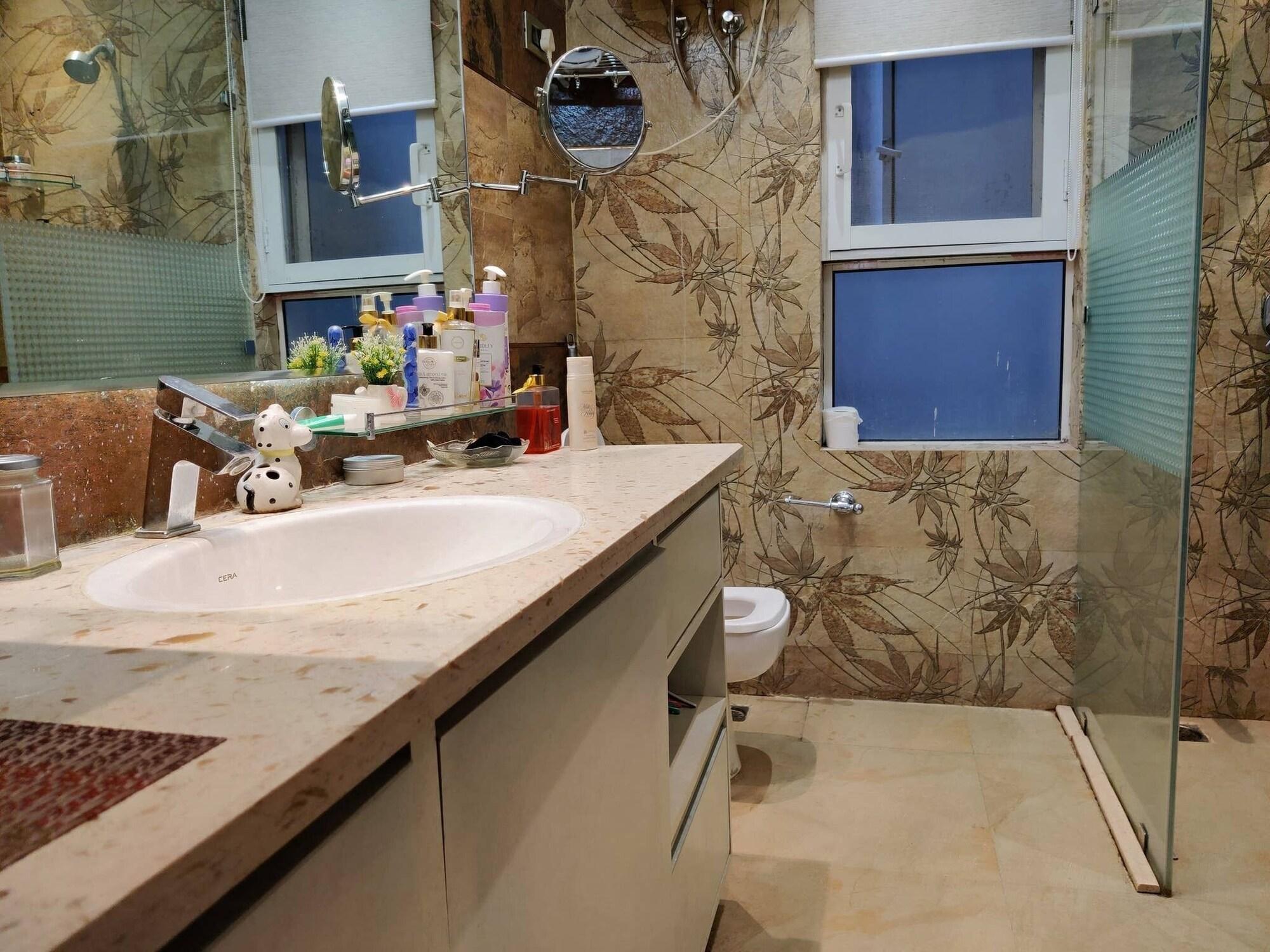 Equipamiento de Habitación Room in Condo - 'mount View Double-bed' By Aparna Bienvenue !