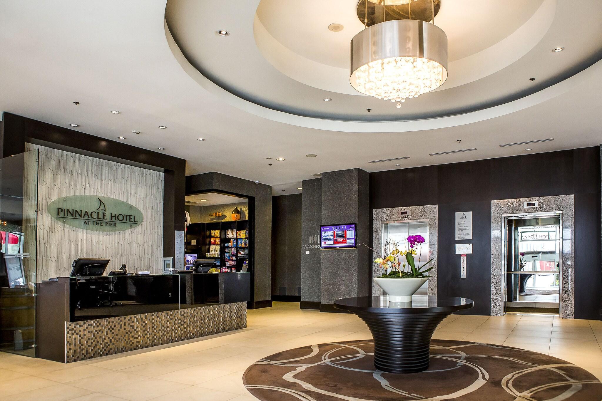 Vista Lobby Pinnacle Hotel at the Pier