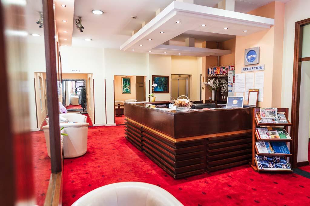 Vista Lobby Hotel Sahat