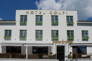 Alojamiento - Hotel Golfi