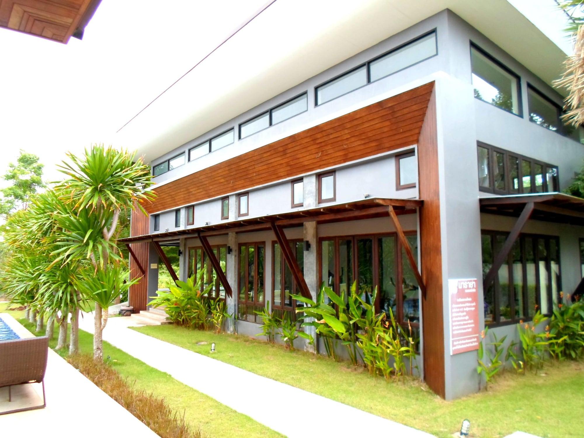 Vista Exterior Naraya Riverside Resort