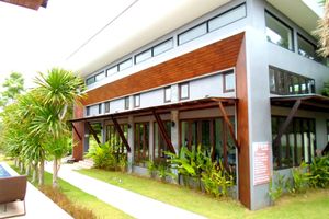 Alojamiento - Naraya Riverside Resort