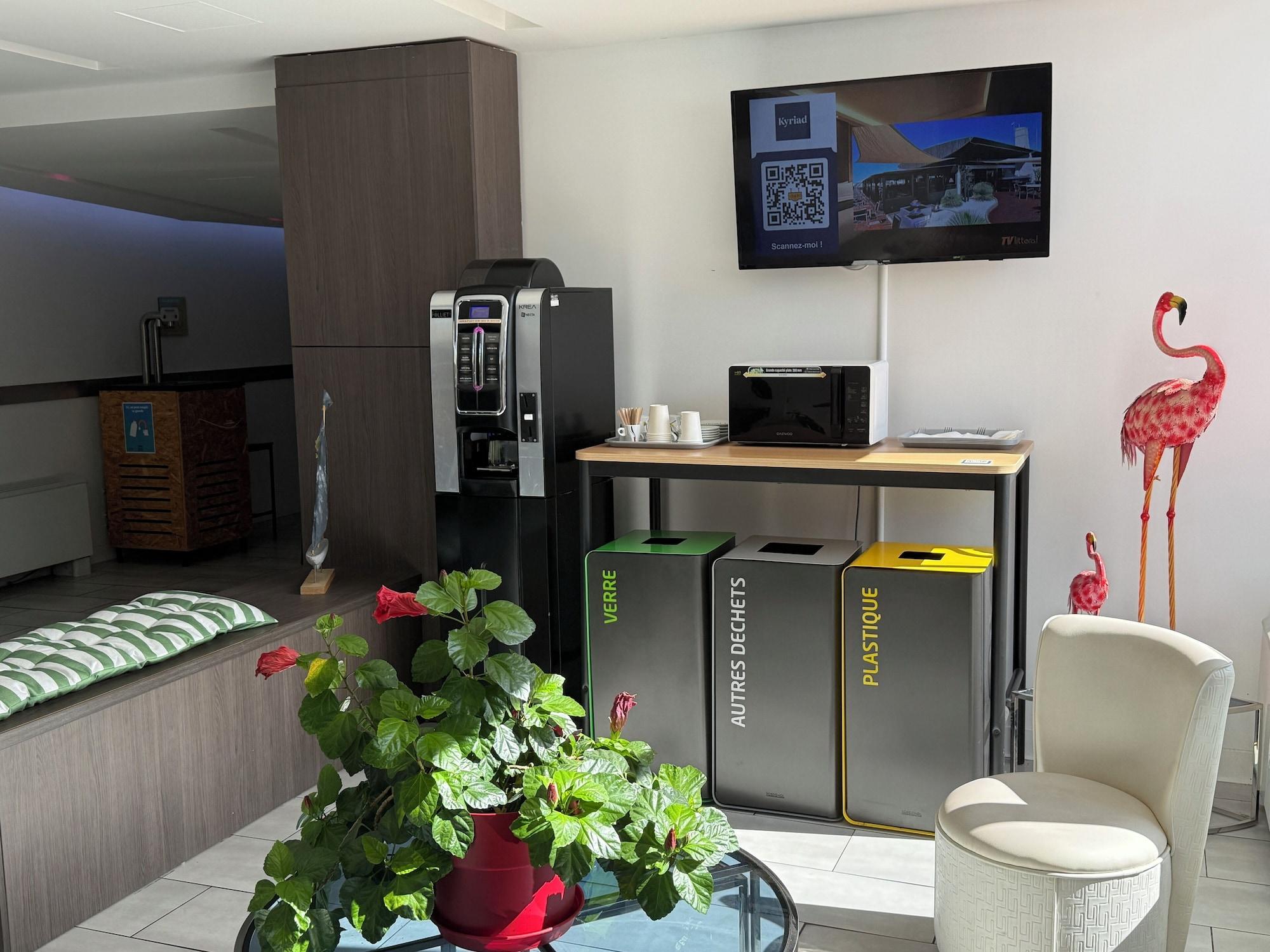 Vista Lobby Kyriad Montpellier Aéroport - Parc Expo