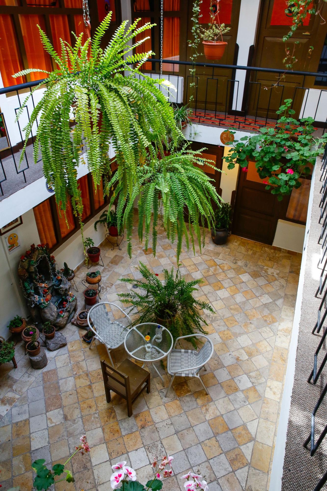 Equipamiento de Habitación Capac Inka Wasi Plaza