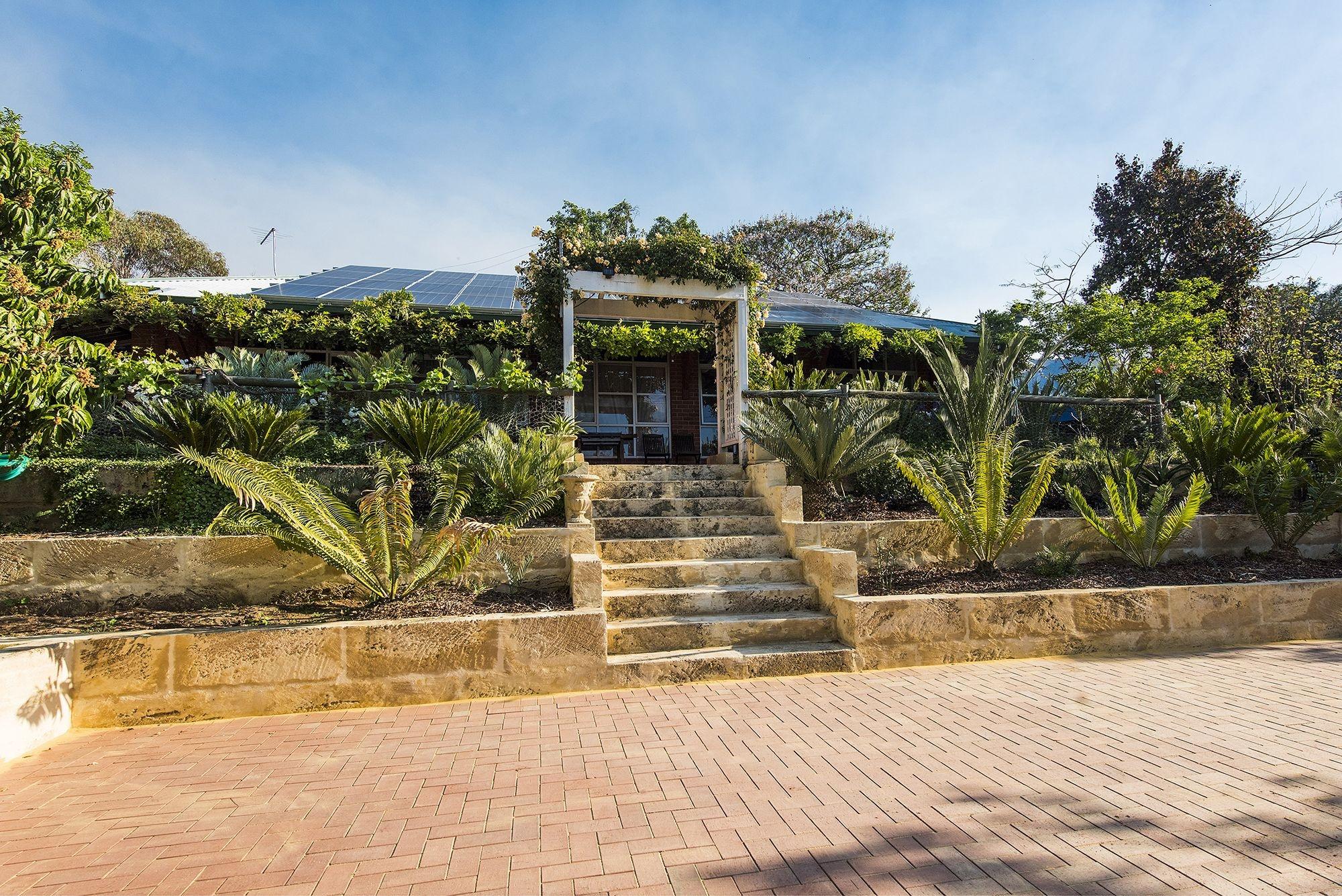 Vista Exterior Guildford River Retreat