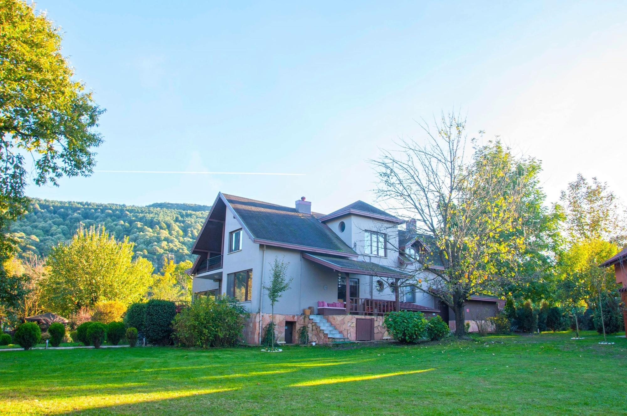 Vista Exterior Villa Kirkpinar Sapanca