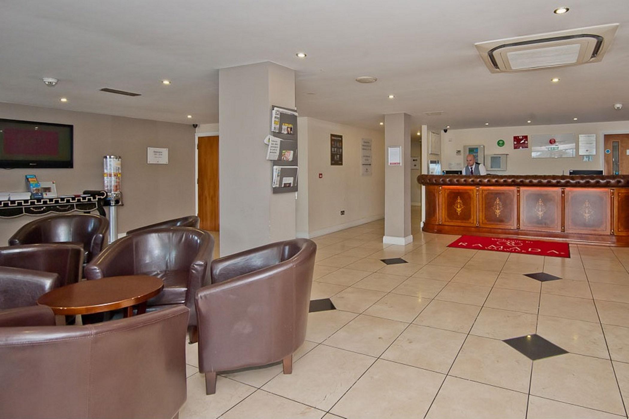 Vista Lobby Ramada Warwick Kenilworth